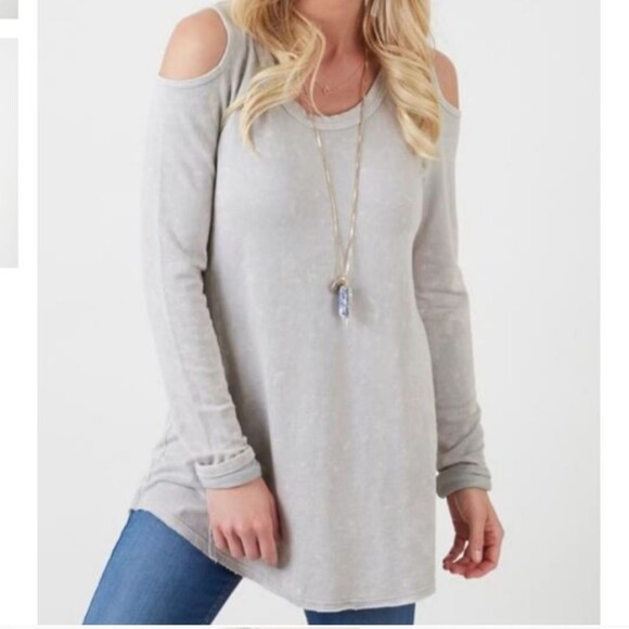 Braeve Off Duty Cream Cold Shoulder Top Stone Wash - Picture 1 of 7
